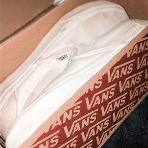 VANS White Slip-On